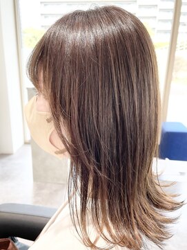 ストフ(stof) レイヤーカット/シースルーバング/ベージュカラー