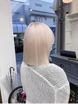 イオ(IO)&nbsp;ボブのホワイトベージュ