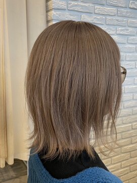 ヒーリングサロンカーサ(healing salon Casa) [西尾市/白髪染め/リタッチカラー/縮毛矯正]