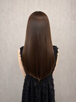 ミザルー(Misirlou) 艶ブラウン×ウラノス美髪縮毛矯正ロング
