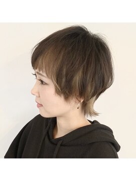 ネオリーブ シュシュ 神保町店(Neolive susu) 畠山雄大 外はねマッシュボブ・インナーカラー(ケアブリーチ)