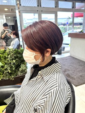 EM美容室 10代～50代 ピンクショート