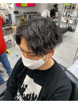 ブティック(boutique) センターパート！波巻きパーマ