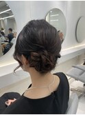 夜会巻きアレンジ