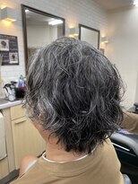 とまと 越谷店 サーフカール(デザインパーマ)