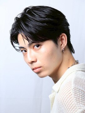 ルーシー 名古屋栄(LUCEY) センターパートニュアンスパーマフェザーパーマ波巻きパーマ
