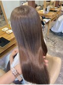 オリーブベージュ