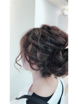 センスオブヘアー(Sense of hair) 立体感アレンジ