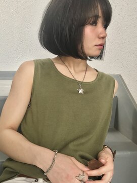 エルム(elm) 【elm】切りっぱなしミニボブ×グレージュ