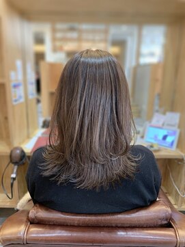 アドラーブル 長岡リップス旭岡店(adorable) 20代30代透明感レイヤーカットバレイヤージュ外ハネ