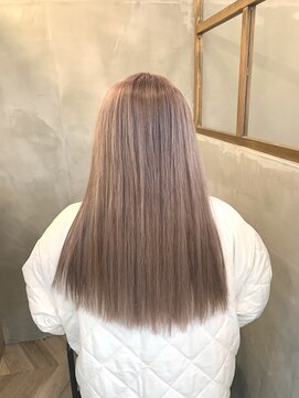 アンジェリカ 尼崎店(ANGELICA) ホワイトミルクティーベージュ【吉永】