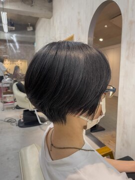 ルース(RUTH) コンパクトショートボブ