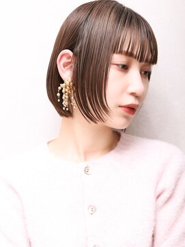 クラッチ 博多(CLUTCH) 大人可愛い小顔カット美髪ツヤ髪大人ガーリーショートボブA5