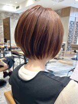 アフロート ルヴア(AFLOAT RUVUA)&nbsp;『岩田莉奈』●40・50代　前下がりショートボブ　丸みショート◎