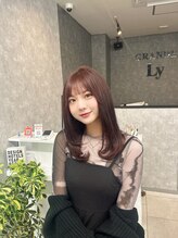 グランデ リー(GRANDE ly) 顔まわりレイヤーカット