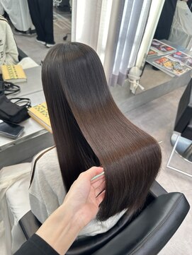 クーラアオヤマ(Cura Aoyama) 酸性ストレート/髪質改善ストレート/ケアカラー【表参道、青山】