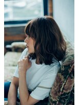 アリウス(ALIUS by posh)&nbsp;【ALIUS 池袋 】ミディアム×ベージュハイライト