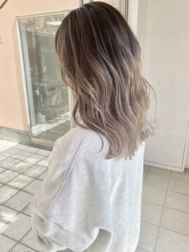 クロエ バイ ラヴィズム 小針店(CLOE by LUVISM) バレイヤージュ