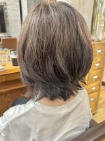 ララ(LALA)&nbsp;ゆるっとパーマで梅雨を乗り切る