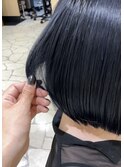 暗すぎず!重すぎず!ブルーブラック