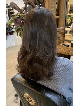 シークレットミラーズ(SECRET MIRRORS) ヘーゼルグレージュハイライト