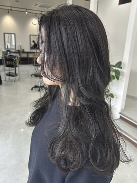 エミュ(emu.) 透明感増し増し◎グレージュカラー