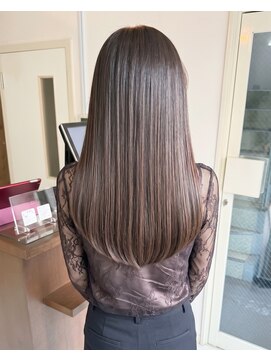 零秒女髪 千里丘店 自然な艶とまとまりを叶える上品ロングヘア髪質改善艶髪艶感