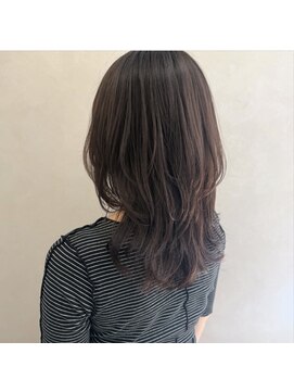 アンドワン 自由が丘(＆ONE) 【&ONE　自由が丘】ラベンダーグレージュ　×　ミディアムウルフ