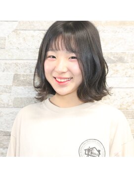 アーシャム(Arsham) 外ハネボブスタイル