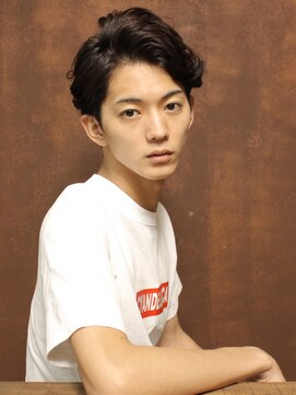 シアンデルカ(CYANDELUCCA) 七三ナチュラルパーマ