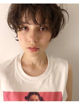 モカゲ(MOKAGE) ショートパーマ