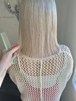 アンリ(Henri)&nbsp;【かしむらゆうか】ホワイトカラー/ブリーチ/ケアブリーチ/ボブ