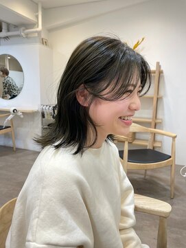 エイチ(H) 20代30代40代ミニウルフオージュアネビージュくびれタッセルボブ