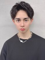 センターパート無造作ツイストスパイラルパーマメンズ名古屋