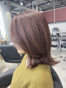 リーオオサカ(Lee Osaka) 【カット+カラー】サイドレイヤー/新出奈津樹
