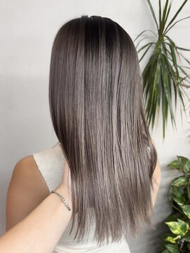 ヴィフ 大船(VIF) バレイヤージュケアブリーチ丸型卵型四角ベース逆三角大船駅鎌倉