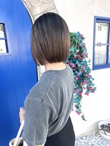 シェミール(CHEMIR)&nbsp;大人可愛いぱつんとボブ切りっぱなしハイトーングレージュ四日市