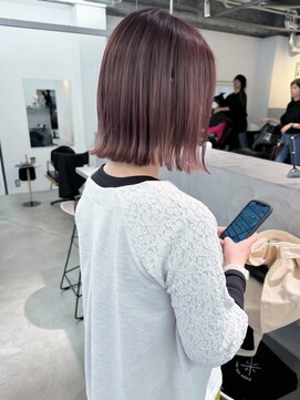 エルメ(Elme) 切りっぱなしボブにピンクベージュ★