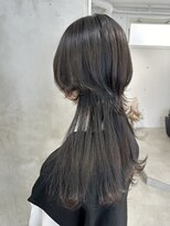 シーン(seen)&nbsp;○ロングウルフカット、クラゲウルフヘア、中性ウルフ○表参道