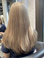 シティ(CITY)&nbsp;ミルクティーベージュカラー×韓国レイヤーカット【CHICA】