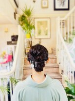 美容室 ティンカーベル&nbsp;シニヨンヘア