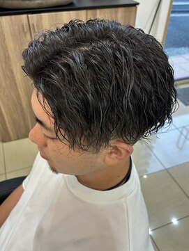 オーリーヘアー(Olliy hair) ツイストスパイラル/メンズパーマ/ツーブロック/30代40代50代