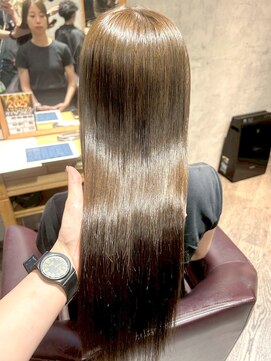 アフィナー(Afinar) 【横浜/横浜駅】美髪ストレート×艶ブラウン