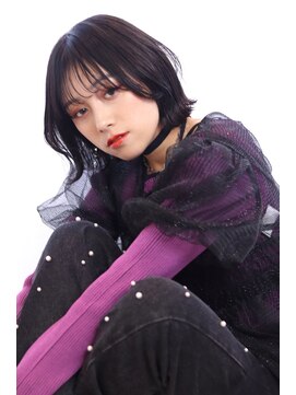 シロフイケブクロ(shirof ikebukuro) 【10代20代30代】ひし形レイヤーボブ