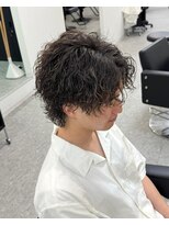 ブライト(BRIGHT) ツイストスパイラルパーマセンターパートウルフ