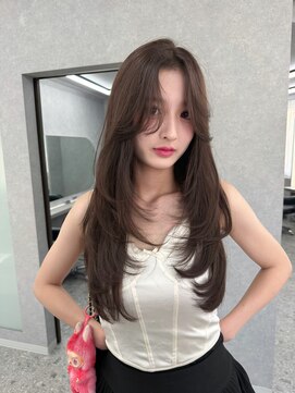 ボタン ハカタ(VOTAN hakata) 【柿本真優】センターパート/ベージュカラー/レイヤーカット