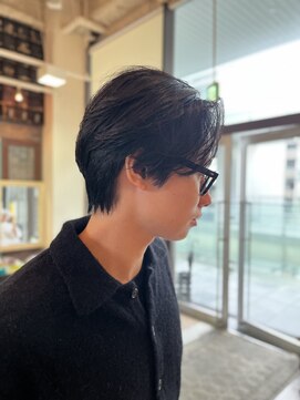 マノン バイ エイチ(MANON by H) 刈り上げないセンターパート