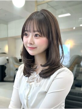 ベル 新宿店(Vel) 10代20代前髪あり/ハッシュカット/ミディアムレイヤー/顔まわり