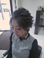 なんちゃって編込みアップ