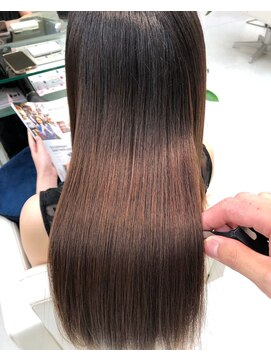 メゾンe.m.a(MAISON e.m.a) 50代40代30代20代×髪質改善高濃度水素カラートリートメント